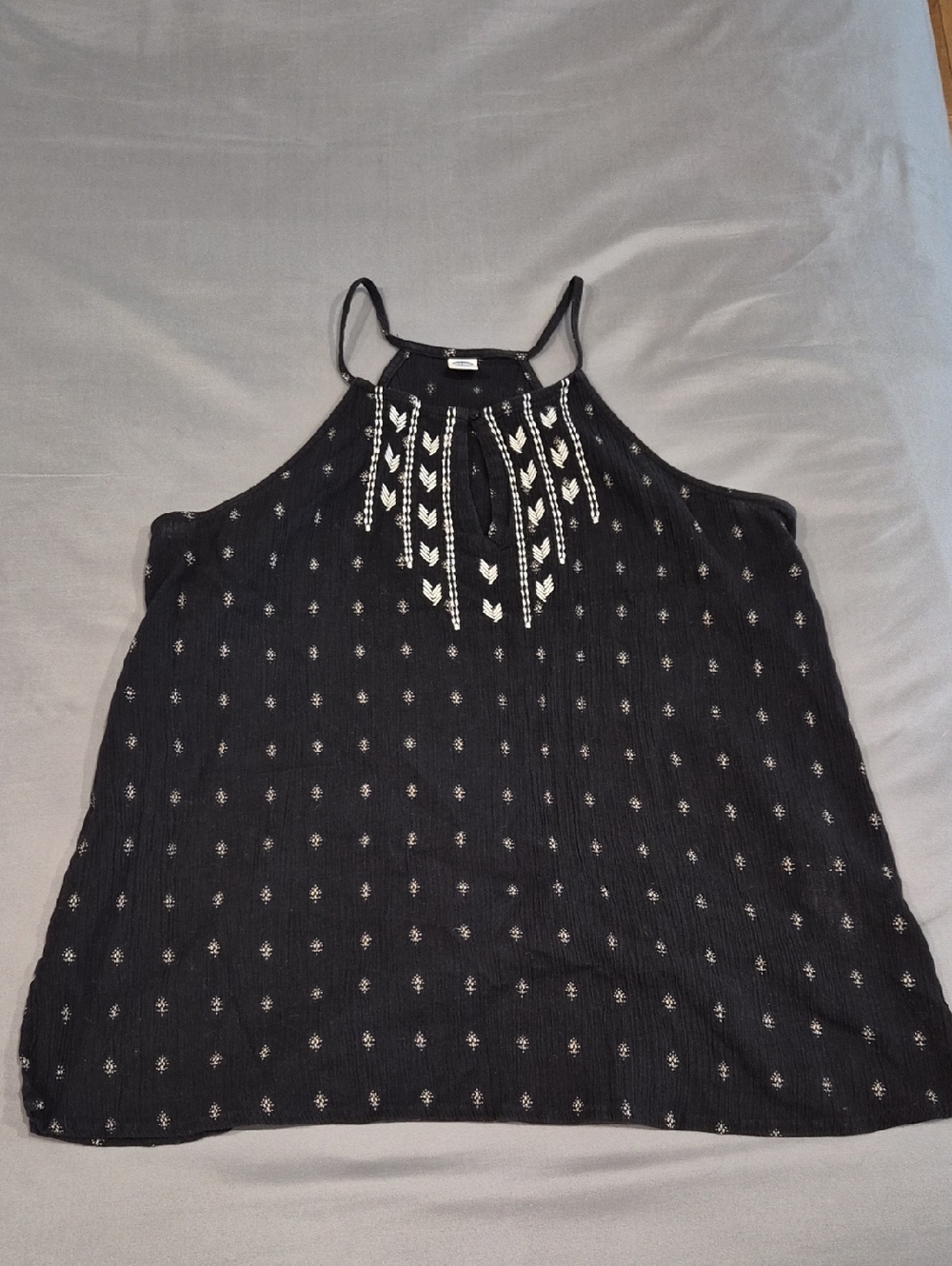 Old Navy Black Embroidered Halter Camisole Top